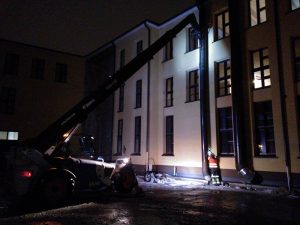 55df70c9667720771ea55428463911f9